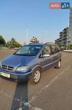Минивэн Opel Zafira 2004 в Николаеве