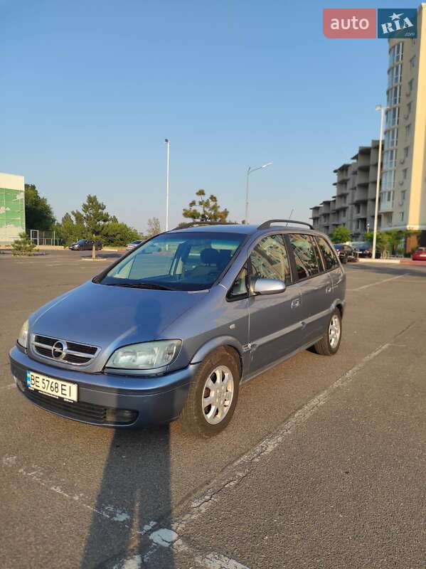 Мінівен Opel Zafira 2004 в 