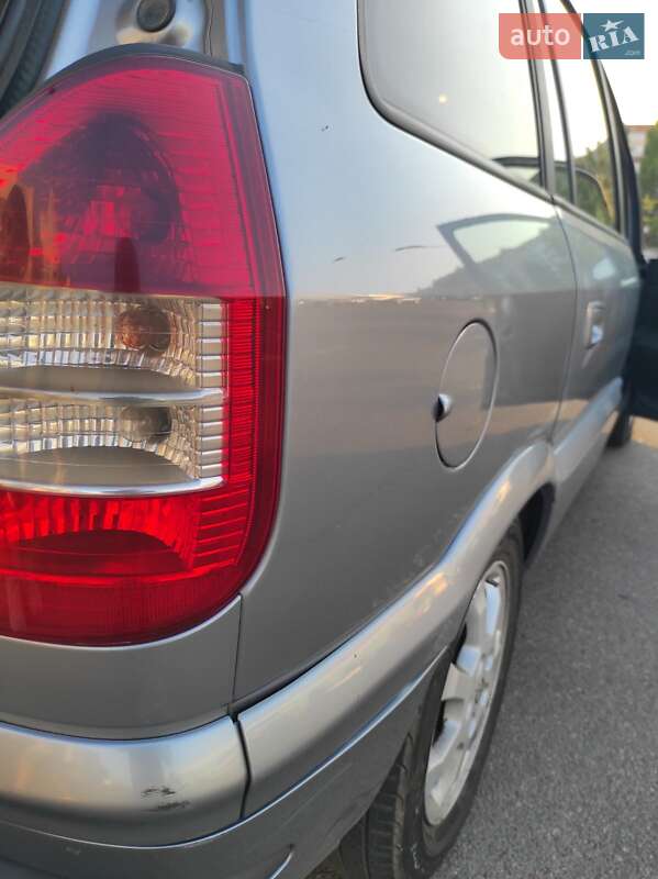 Минивэн Opel Zafira 2004 в Николаеве фото 13 Минивэн Opel Zafira 2004 в Николаеве