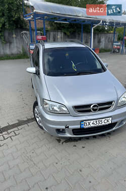 Минивэн Opel Zafira 2003 в 