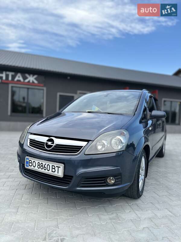Минивэн Opel Zafira 2007 в Надворной