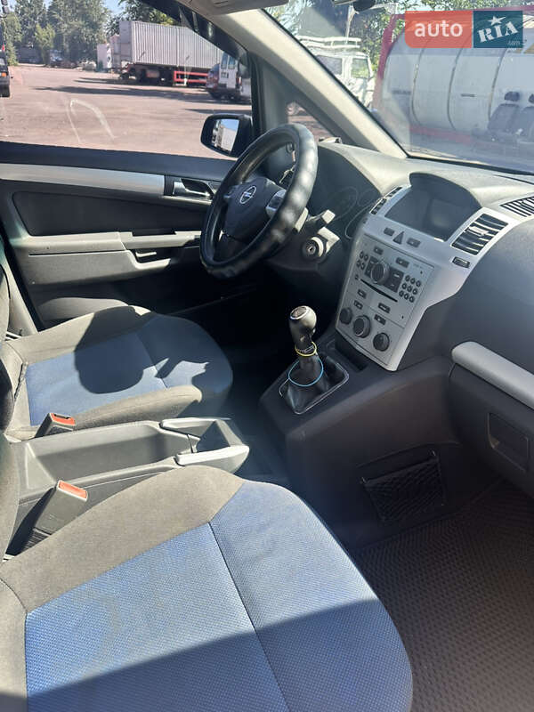 Мінівен Opel Zafira 2009 в Миколаєві