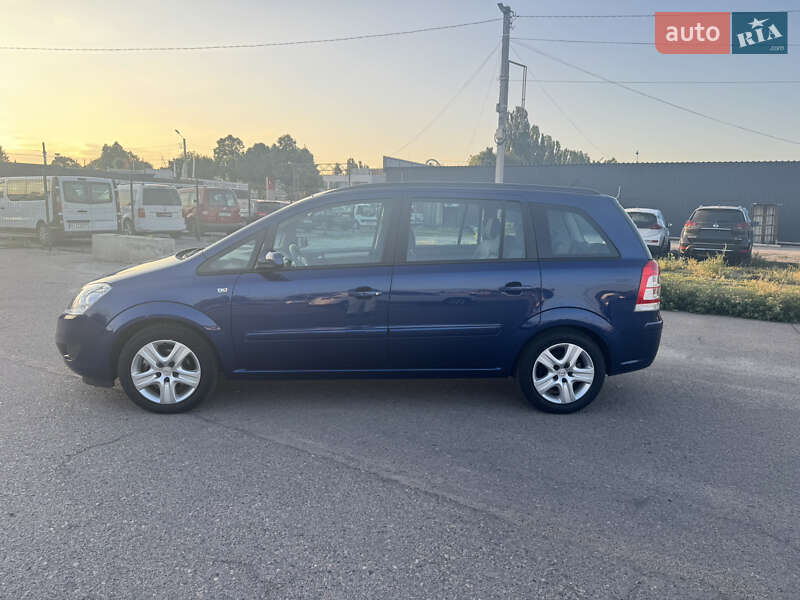 Мінівен Opel Zafira 2009 в Білій Церкві