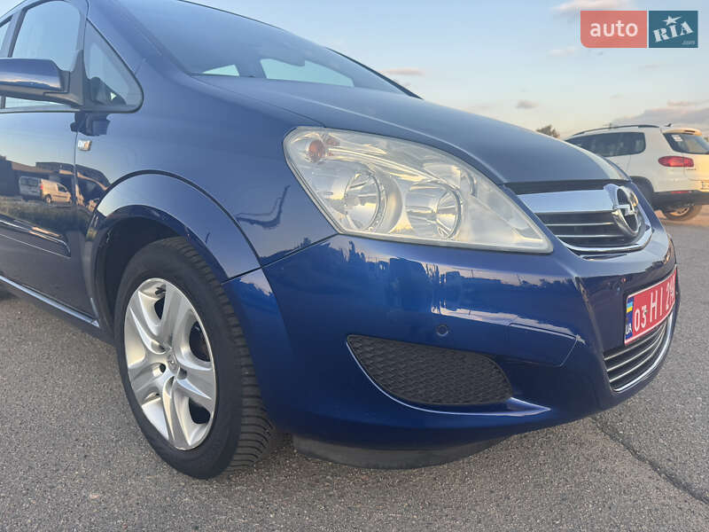 Мінівен Opel Zafira 2009 в Білій Церкві