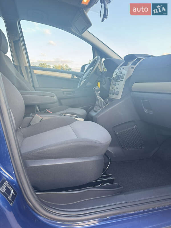 Мінівен Opel Zafira 2009 в Білій Церкві