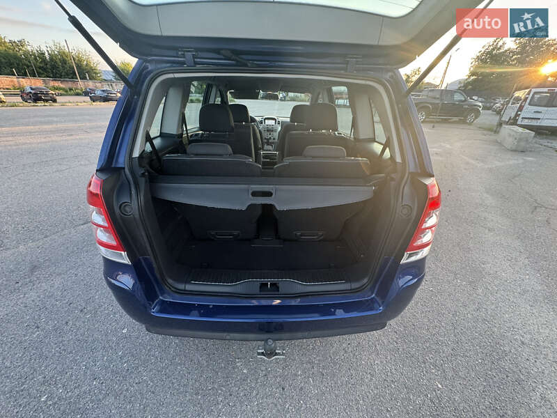 Мінівен Opel Zafira 2009 в Білій Церкві