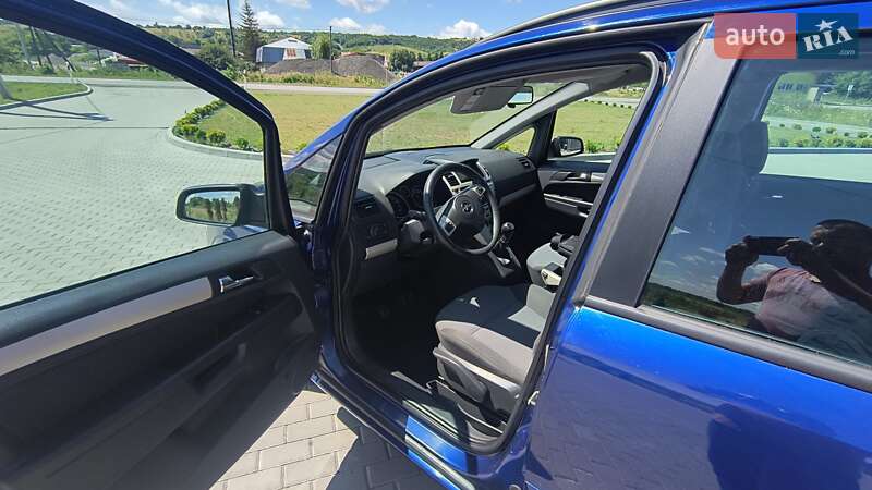 Минивэн Opel Zafira 2008 в Золочеве