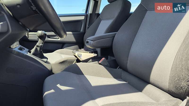 Минивэн Opel Zafira 2008 в Золочеве
