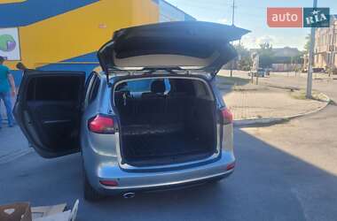 Минивэн Opel Zafira 2013 в 