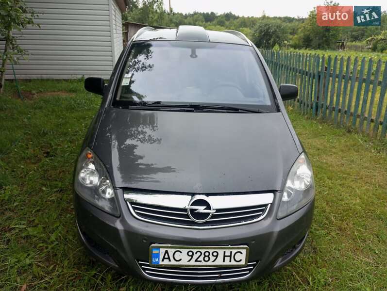 Opel Zafira 2010