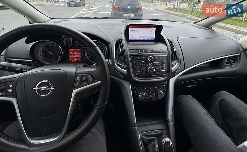 Микровэн Opel Zafira 2015 в Хмельницком