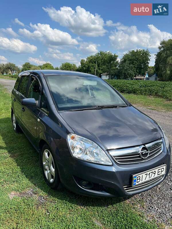 Opel Zafira 2008