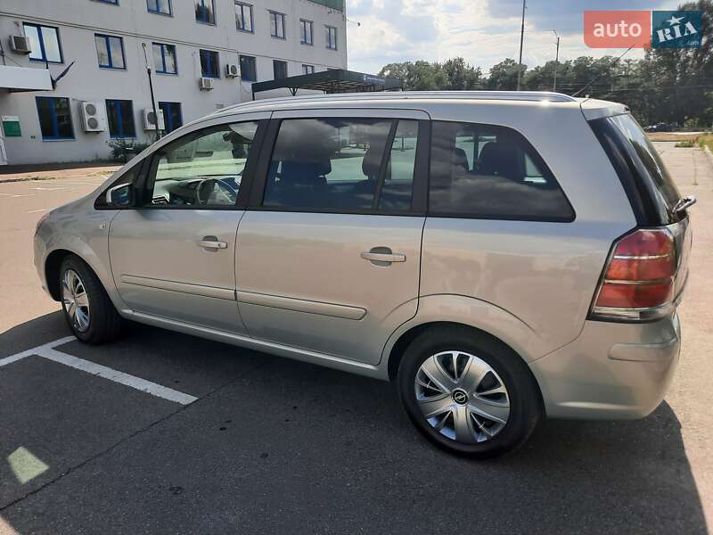 Минивэн Opel Zafira 2007 в Киеве фото 4 Минивэн Opel Zafira 2007 в Киеве