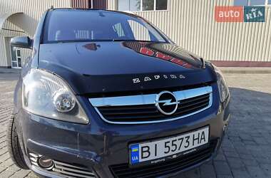Мінівен Opel Zafira 2006 в Гадячі