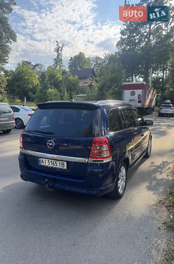 Минивэн Opel Zafira 2009 в 