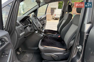 Минивэн Opel Zafira 2011 в 