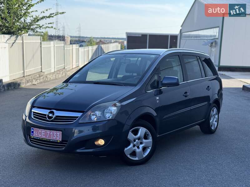 Мінівен Opel Zafira 2011 в Вінниці