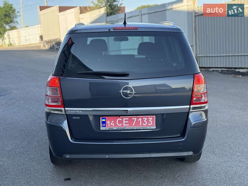 Мінівен Opel Zafira 2011 в Вінниці