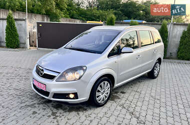 Минивэн Opel Zafira 2007 в Сарнах