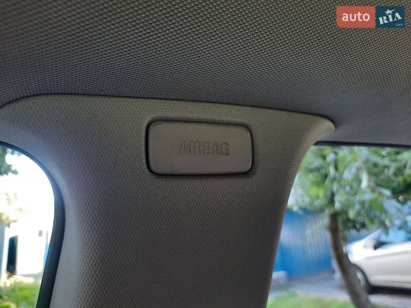 Минивэн Opel Zafira 2010 в Полтаве