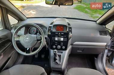 Мінівен Opel Zafira 2010 в 