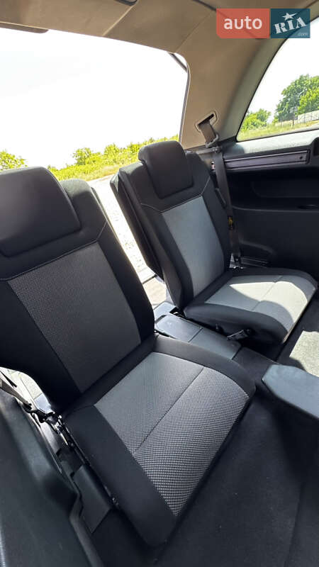 Минивэн Opel Zafira 2010 в Ужгороде