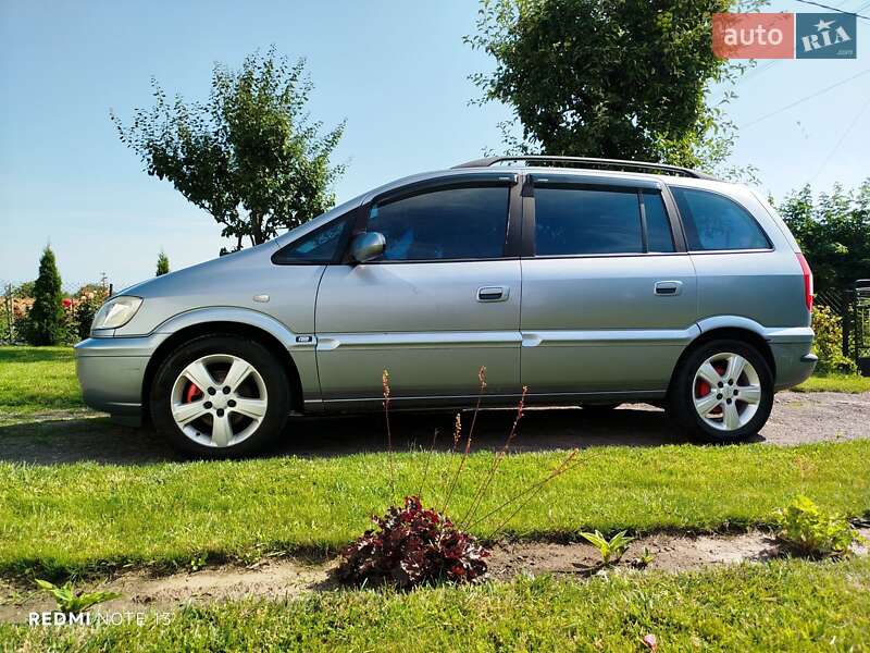 Opel Zafira 2004 Opel Zafira 2004