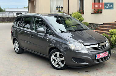 Мінівен Opel Zafira 2010 в Стрию