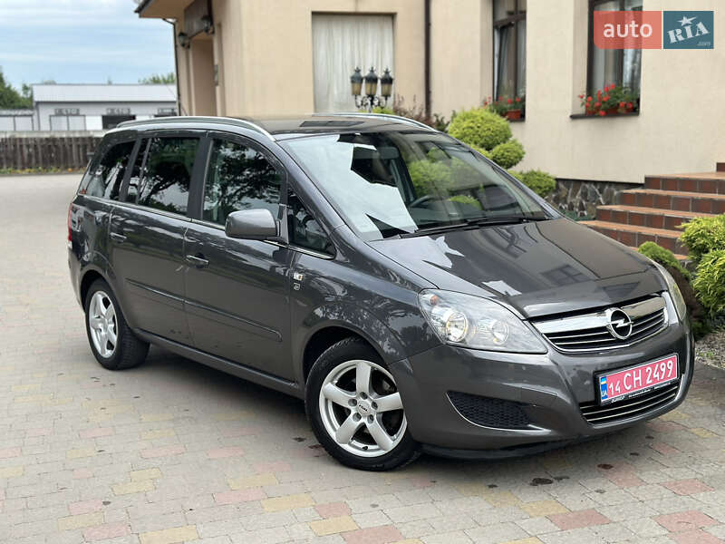 Opel Zafira 2010
