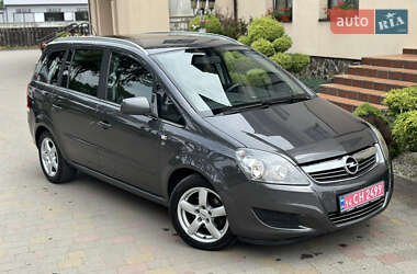 Мінівен Opel Zafira 2010 в 