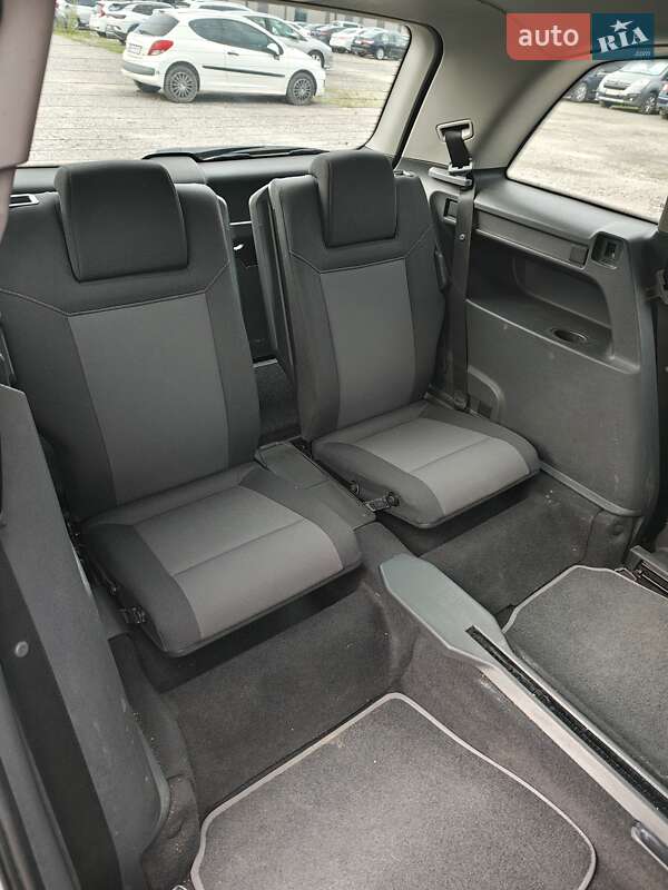 Мінівен Opel Zafira 2008 в Києві