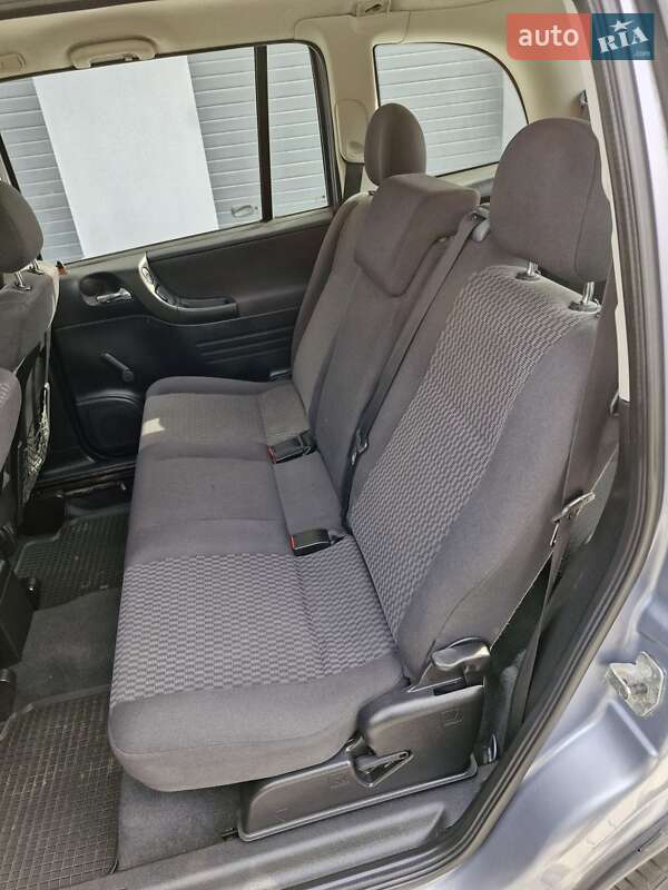 Минивэн Opel Zafira 2005 в Виннице