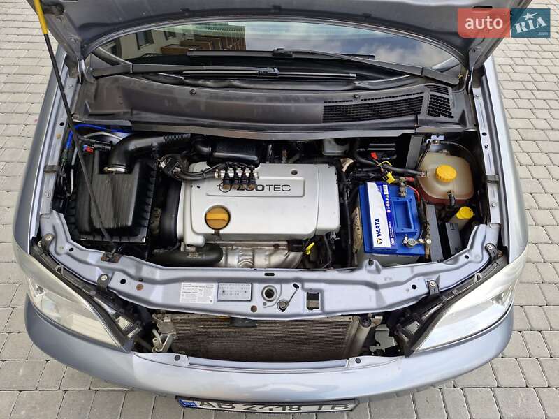 Минивэн Opel Zafira 2005 в Виннице