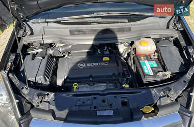 Минивэн Opel Zafira 2006 в 