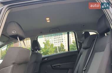 Минивэн Opel Zafira 2007 в 