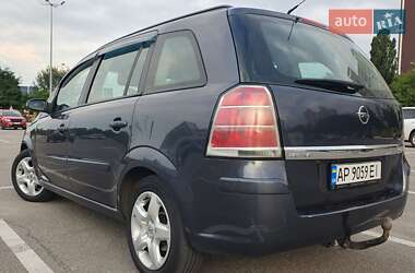 Минивэн Opel Zafira 2007 в 
