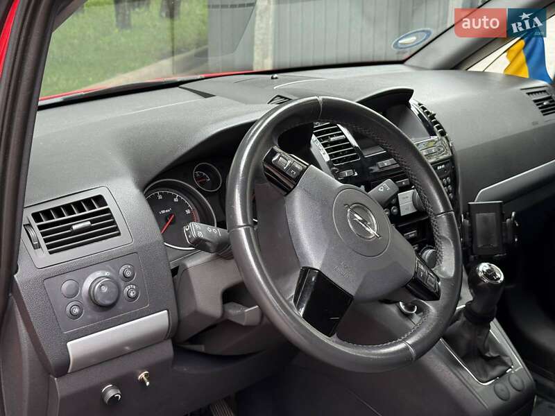 Минивэн Opel Zafira 2010 в Тернополе фото 9 Минивэн Opel Zafira 2010 в Тернополе