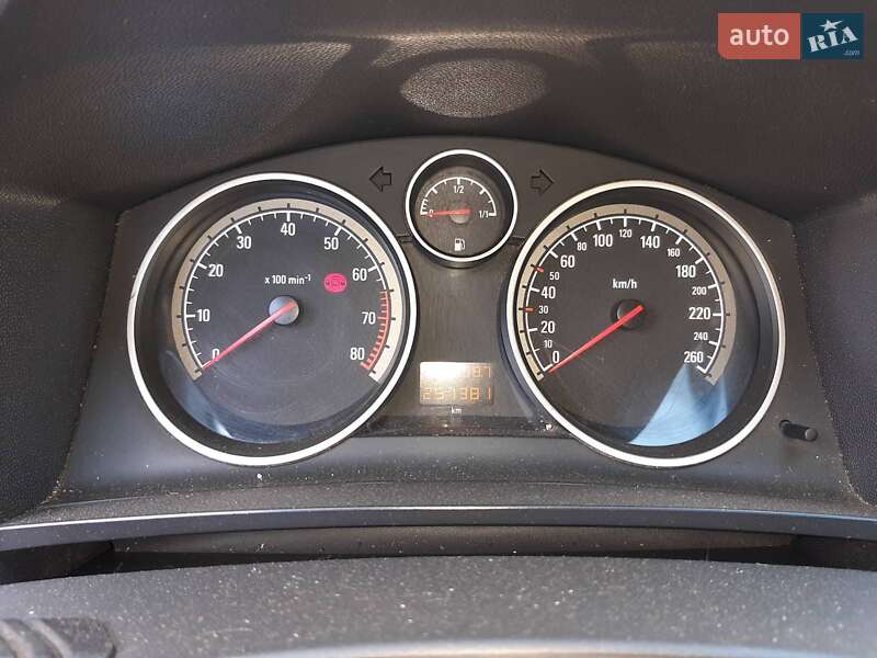 Мінівен Opel Zafira 2008 в Львові