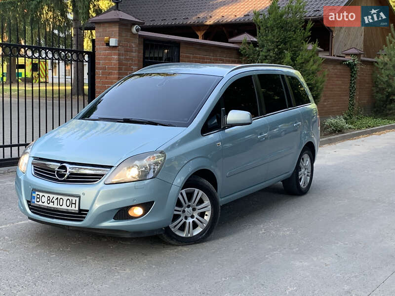 Opel Zafira 2010