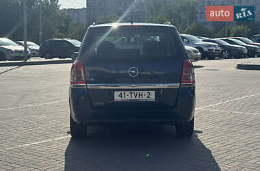 Минивэн Opel Zafira 2012 в 