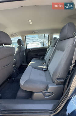 Минивэн Opel Zafira 2012 в 