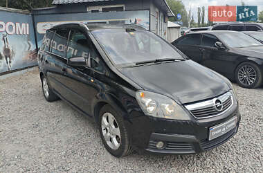 Мінівен Opel Zafira 2005 в Києві