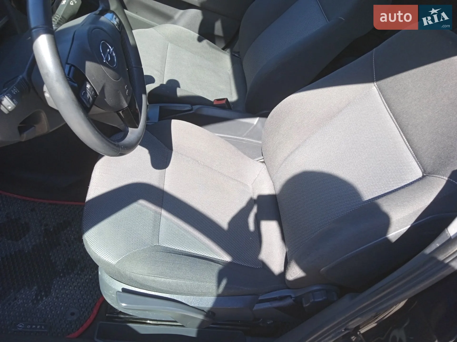 2011 Opel Zafira - мініатюра 35