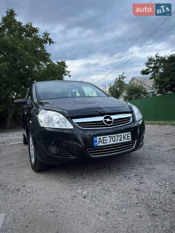 Opel Zafira 2008