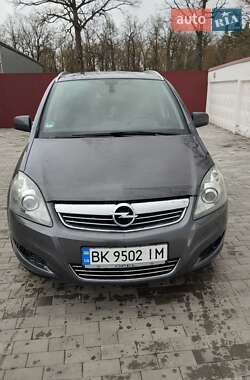 Мінівен Opel Zafira 2009 в Сарнах