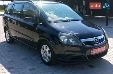 Минивэн Opel Zafira 2005 в Гнивани