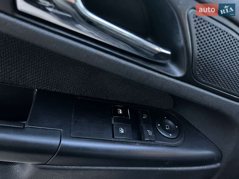 Минивэн Opel Zafira 2006 в Кременце