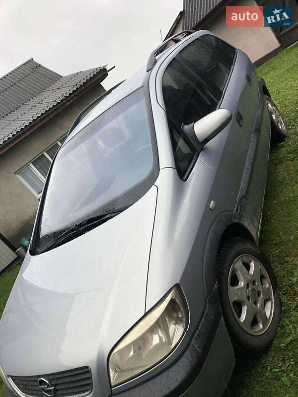 Мінівен Opel Zafira 2000 в Луцьку
