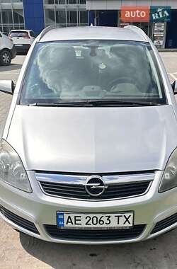 Мінівен Opel Zafira 2005 в Хмельницькому