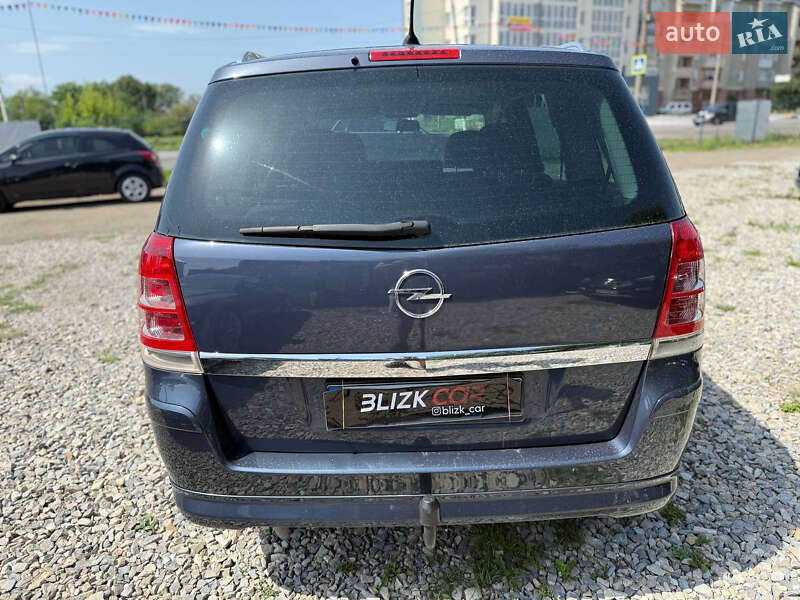 Мінівен Opel Zafira 2008 в Коломиї